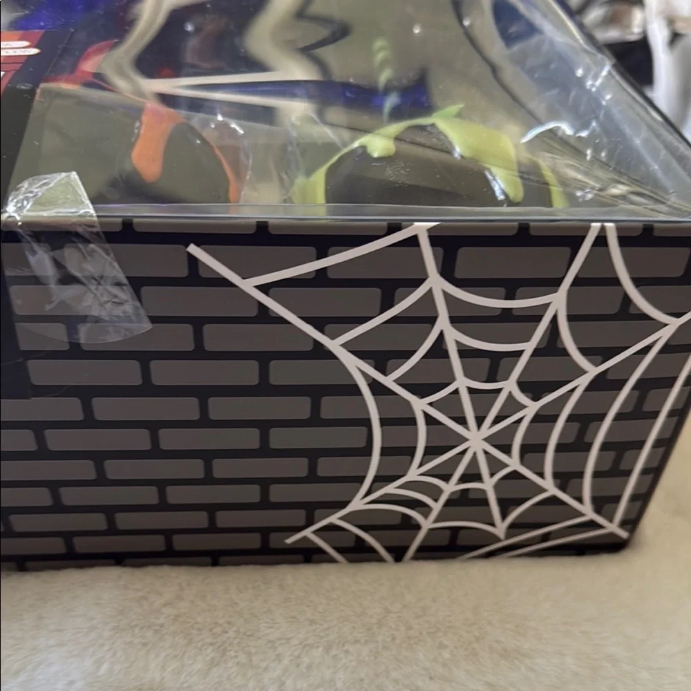 Sweet treats Halloween set of three poison apple decor